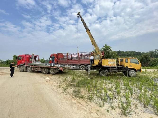 链上,嘉禾乡墅死磕每一道工序的产品选用,并定期赴行业源头工厂考察